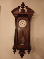 Antieke regulateur klok, Ophalen