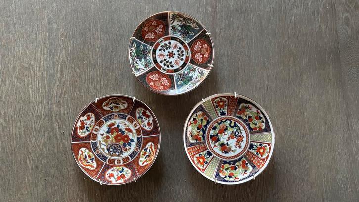 Drie Japanse Wandbordjes, Antiek en Kunst, Antiek | Wandborden en Tegels, Ophalen of Verzenden