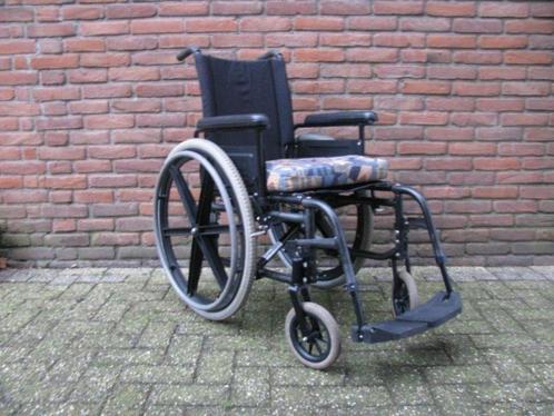 Breezy inklapbare rolstoel Zitbreedte 41 cm, Diversen, Rolstoelen, Zo goed als nieuw, Duwrolstoel, Inklapbaar, Ophalen of Verzenden