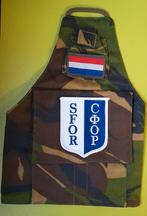 SFOR Camouflage Woodland (KL)armband incl opbergvak pennen, Verzamelen, Verzenden, Landmacht, Nederland, Overige typen