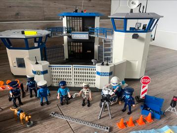 Playmobil politiebureau & uitbreiding 6872, 6919, 6923, 6924 beschikbaar voor biedingen