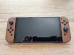 Nintendo Switch OLED met houtlook-joycons, Spelcomputers en Games, Spelcomputers | Nintendo Switch, Ophalen of Verzenden, Zo goed als nieuw