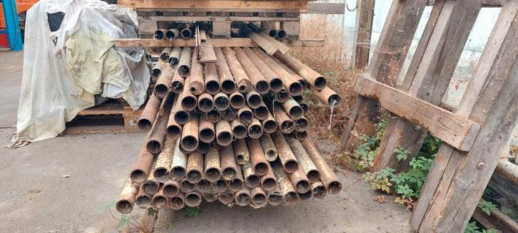 100 Stalen buizen 51mm x 4meter, Doe-het-zelf en Verbouw, Buizen en Afvoer, Gebruikt, Rechte buis, Overige materialen, 2 tot 4 meter