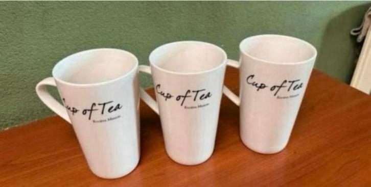 Rivièra Maison cup of Tea mokken, Huis en Inrichting, Keuken | Servies, Zo goed als nieuw, Kop(pen) en/of Schotel(s), Overige stijlen