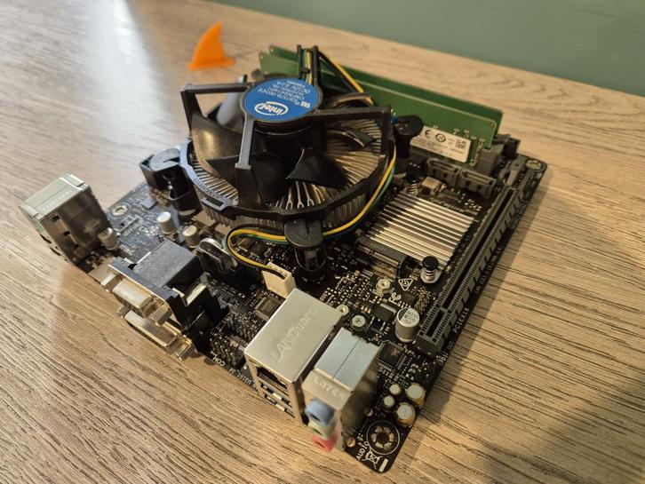 Intel 9th Gen Upgrade? | inclusief Windows 11!, Computers en Software, Desktop Pc's, Zo goed als nieuw, 4 Ghz of meer, SSD, 16 GB