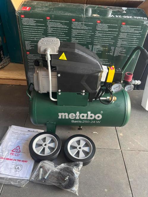 Metabo Basic 250-24 W Compressor 1500W 8 bar - 24L -95 l/min, Doe-het-zelf en Verbouw, Compressors, Nieuw, 6 tot 10 bar, 200 tot 400 liter/min