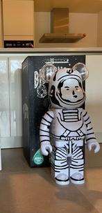 Bearbrick 1000% x Billionaire Boys Club Astronaut, Antiek en Kunst, Kunst | Designobjecten, Ophalen