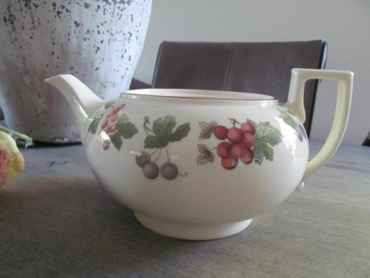 Wedgwood Provence Theepot, Huis en Inrichting, Keuken | Servies, Gebruikt, Overige typen, Overige stijlen, Keramiek, Ophalen of Verzenden
