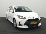 Toyota Yaris 1.5 Hybrid Active - RIJKLAARPRIJS - Handgas - H, Auto's, Toyota, 12 maanden, Gebruikt, Wit, Bedrijf