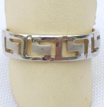 zilveren RING (925) ringmaat 20 1/4 met meander motief beschikbaar voor biedingen