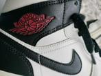 Zgan Nike Air Jordan mid 1 maat 36 wit zwart, Ophalen of Verzenden, Zo goed als nieuw, Sneakers of Gympen, Zwart