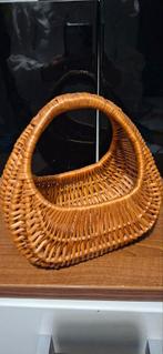 Mooie rieten mand met handvat, Ophalen of Verzenden, Zo goed als nieuw, Landelijk