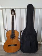 Madrigal akoestische gitaar, Ophalen, Gebruikt, Klassieke of Spaanse gitaar, Met koffer