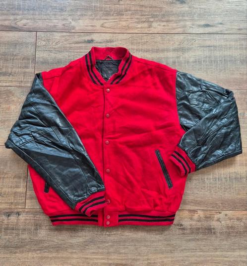 GAP Vintage Varsity Jacket – Red Wool & Leather, Kleding | Heren, Jassen | Zomer, Zo goed als nieuw, Maat 56/58 (XL), Zwart, Verzenden