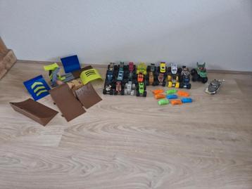 Hot Wheels monstertrucks beschikbaar voor biedingen