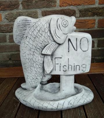 No Fishing 30x30x16 cm beschikbaar voor biedingen
