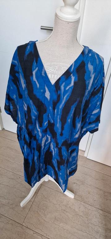 1)Te koop nieuw zwart blauw tuniek maat 52 beschikbaar voor biedingen