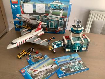 Lego City Airport 7894 - Complete Set met boekjes en doos. beschikbaar voor biedingen
