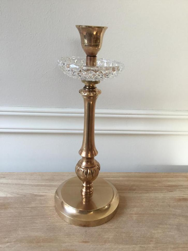 Messing kandelaar met glazen kapje, Huis en Inrichting, Woonaccessoires | Kandelaars en Kaarsen, Gebruikt, Kandelaar, Minder dan 25 cm