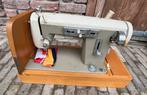Naaimachine in koffer, Hobby en Vrije tijd, Naaimachines en Toebehoren, Ophalen, Gebruikt, Naaimachine, Overige merken