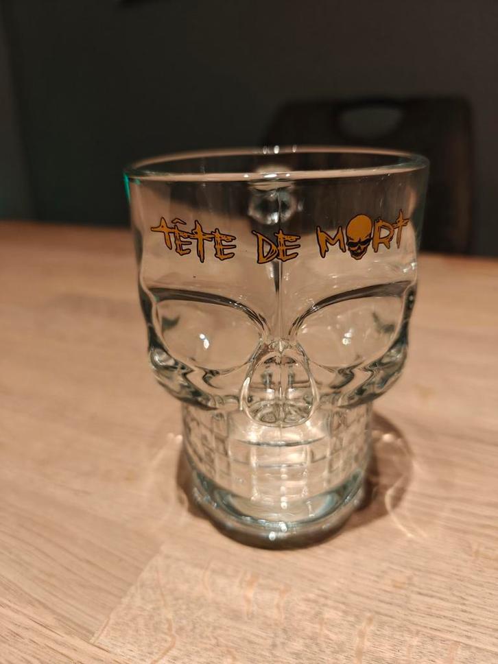 Bierglas Tête de Mort - Doodskop Glas, Verzamelen, Glas en Borrelglaasjes, Zo goed als nieuw, Bierglas, Ophalen of Verzenden