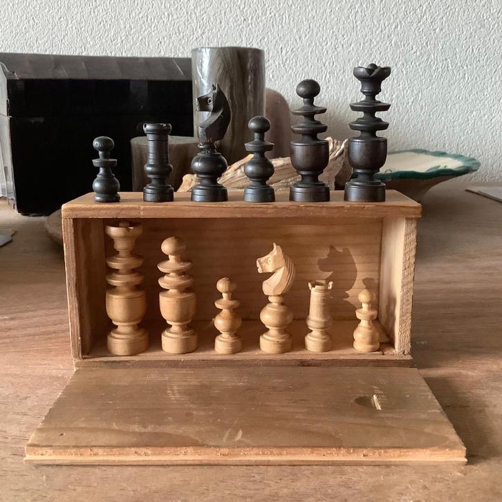 Antiek Café de la Regence schaakspel schaakset K 6 cm, Antiek en Kunst, Antiek | Speelgoed, Ophalen of Verzenden