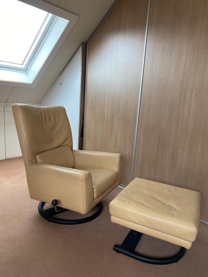 Rolf Benz BMP leren fauteuil met hocker, Huis en Inrichting, Fauteuils, Gebruikt, Leer, 50 tot 75 cm, 75 tot 100 cm, Ophalen