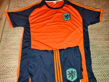 Nieuwe Nederlandse Kit - Maat M beschikbaar voor biedingen