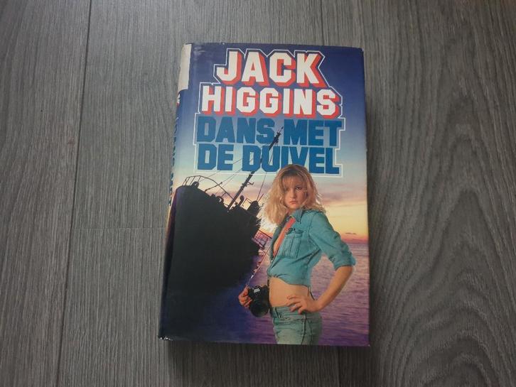 Dansen met de Duivel - Jack Higgins ~ HH8057, Boeken, Thrillers, Gelezen, Ophalen of Verzenden