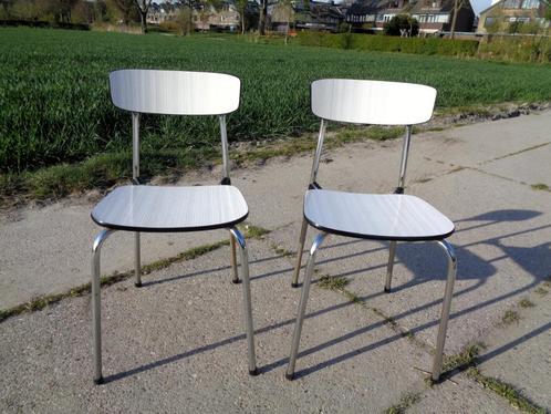2 Vintage TAVO keukenstoelen, Huis en Inrichting, Stoelen, Gebruikt, Twee, Kunststof, Metaal, Ophalen