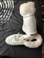 Guess Sneakers met Bont - Maat 40, Kleding | Dames, Ophalen of Verzenden, Zo goed als nieuw, Wit, Sneakers of Gympen