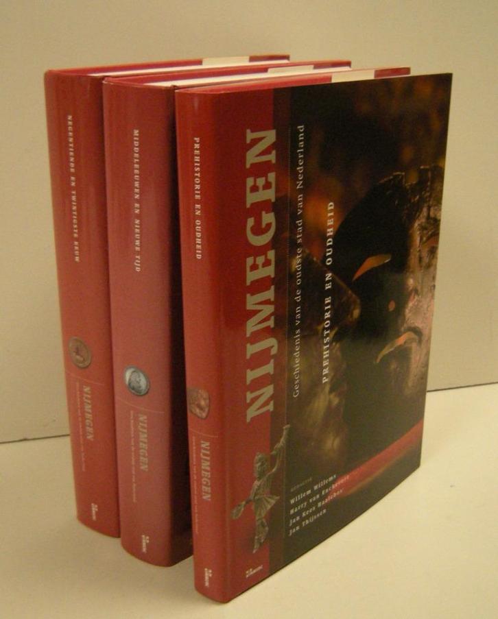Nijmegen, geschiedenis van de oudste stad van Nederland, Boeken, Geschiedenis | Stad en Regio, Zo goed als nieuw, Ophalen of Verzenden