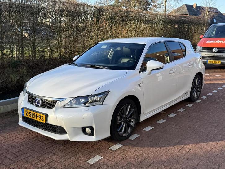 Lexus CT 200h F-Sport Leder Navigatie NETJES, Auto's, Lexus, Bedrijf, Te koop, CT-H, ABS, Achteruitrijcamera, Airbags, Airconditioning