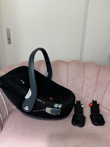Swandoo Albert Lite Baby Autostoel met Adapters beschikbaar voor biedingen