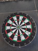 Dartbord in goede staat 3 cm dik zo goed als nieuw, Sport en Fitness, Darts, Zo goed als nieuw, Ophalen, Dartbord