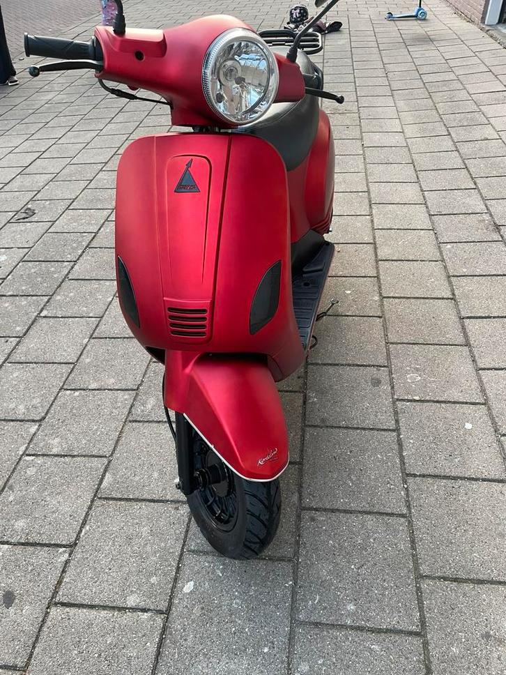 Turbho RL 50 goed onderhouden, Fietsen en Brommers, Snorfietsen en Snorscooters, Zo goed als nieuw, Overige merken, Benzine, Ophalen