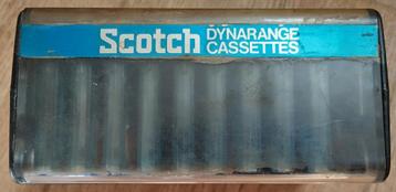 9zelf opgenomen cassettebandjes van en bewaard in box Scotch beschikbaar voor biedingen