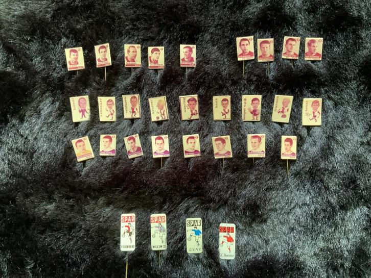 Speldjes - AJAX - FC Twente - Feyenoord - GVAV - Willem II, Verzamelen, Speldjes, Pins en Buttons, Gebruikt, Speldje of Pin, Sport