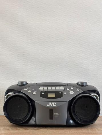 Retro JVC Boombox Cassette/CD Player beschikbaar voor biedingen