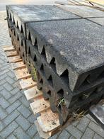 16 stuks Rubber tegels 50x50x10cm, Ophalen, Gebruikt, Rubber, Minder dan 5 m²