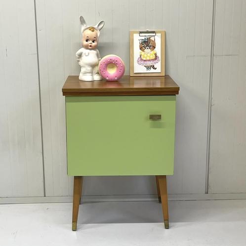 Vintage naaimachine kastje dressoirtje restyle schuine poot, Huis en Inrichting, Kasten | Overige, Gebruikt, Ophalen