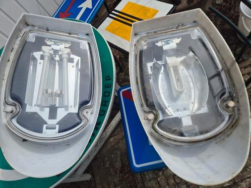 NIEUW 3 x armatuur HELLUX INDUSTRIA PHILIPS OPRUIMING, Huis en Inrichting, Lampen | Losse lampen, Nieuw, Overige typen, E27 (groot)