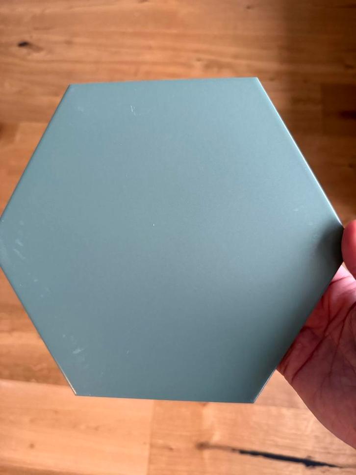 22 Zeshoekige/ hexagon Tegels (22x25cm), Doe-het-zelf en Verbouw, Tegels, Gebruikt, Overige typen, Keramiek, Minder dan 20 cm