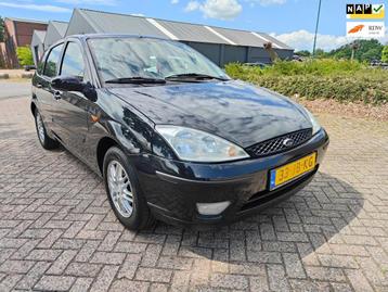 Ford Focus 1.8-16V Ghia beschikbaar voor biedingen