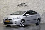 Toyota Prius 1.8 Dynamic | Navi | Camera | Xenon | Dealer on, Gebruikt, 4 cilinders, Origineel Nederlands, Bedrijf