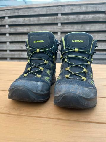 Lowa Bergschoenen Kinderen Maat 40 beschikbaar voor biedingen