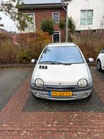 Renault Twingo 1.2 2001 Grijs, Auto's, Voorwielaandrijving, 600 kg, 4 cilinders, Origineel Nederlands