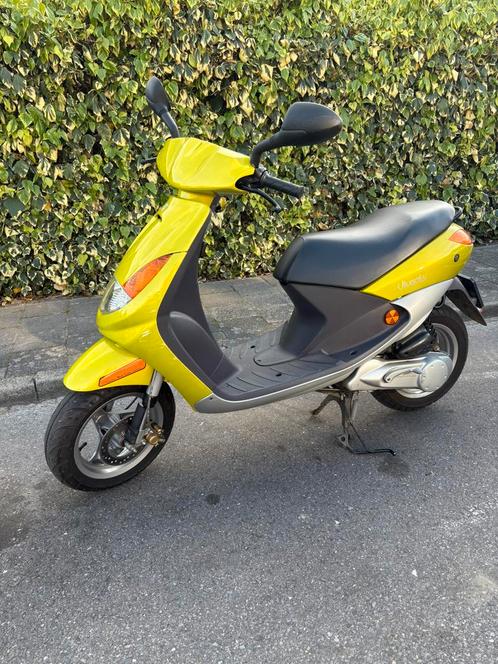 Tekoop peugeot vivacity snor, Fietsen en Brommers, Scooters | Peugeot, Gebruikt, Vivacity, Ophalen