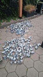 Partij Steigerbuis koppelingen staal buis koppelingen veel, Doe-het-zelf en Verbouw, IJzerwaren en Bevestigingsmiddelen, Ophalen