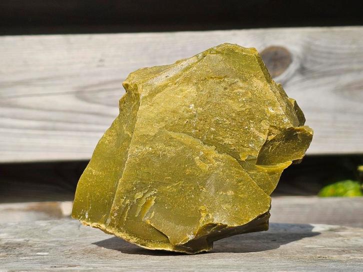 Ruwe groene opaal 808 gram, Verzamelen, Mineralen en Fossielen, Ophalen of Verzenden